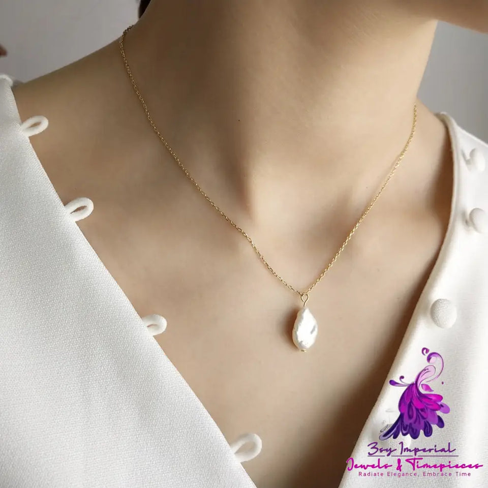 Baroque Pearl Golden Necklace