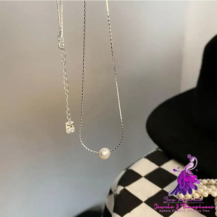 Minimalist Pearl Clavicle Chain