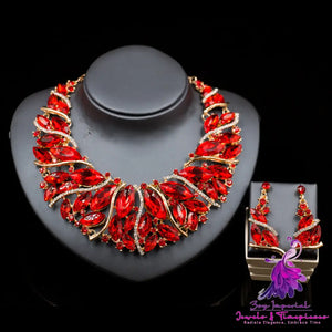 Exaggerated African Bride Necklace