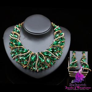 Exaggerated African Bride Necklace