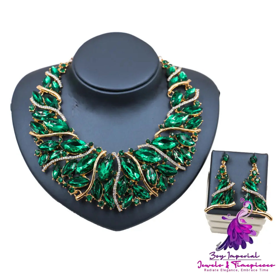 Exaggerated African Bride Necklace