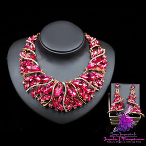 Exaggerated African Bride Necklace