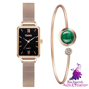 Fashion Ladies Alloy Mesh Strap Watch