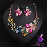 Luxury Flower Crystal Clavicle Set