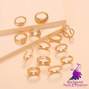 Geometric Leaf Crown Rings Set