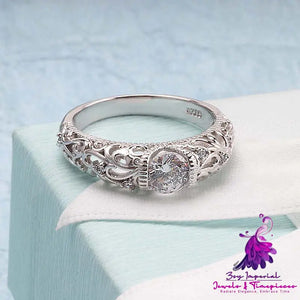 Baroque Pattern Hollow Diamond Ring