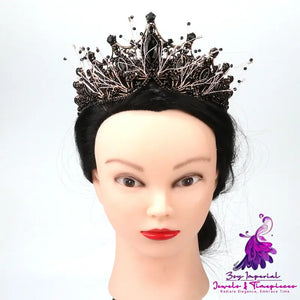 Baroque Black Crown