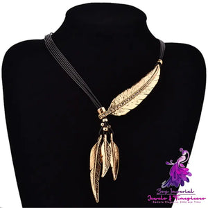 Multilayer Feather Pendant Necklace