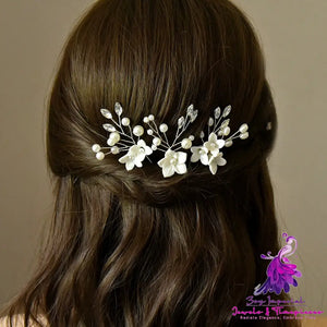 White Flower U Shaped Hairpins