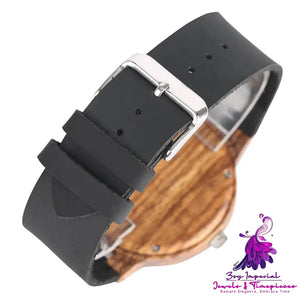 Casual Wooden Men’s Watch with Broken Leaf Wooden Face