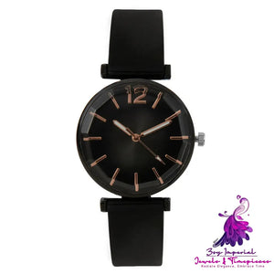 Women’s Fashion Gradient Silicone Casual Watch