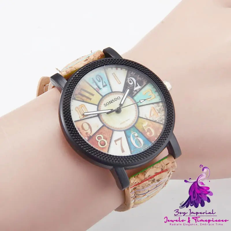 Vintage Leather Women’s Quartz Watch