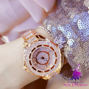 Detailed Casual Ladies Quartz Watch