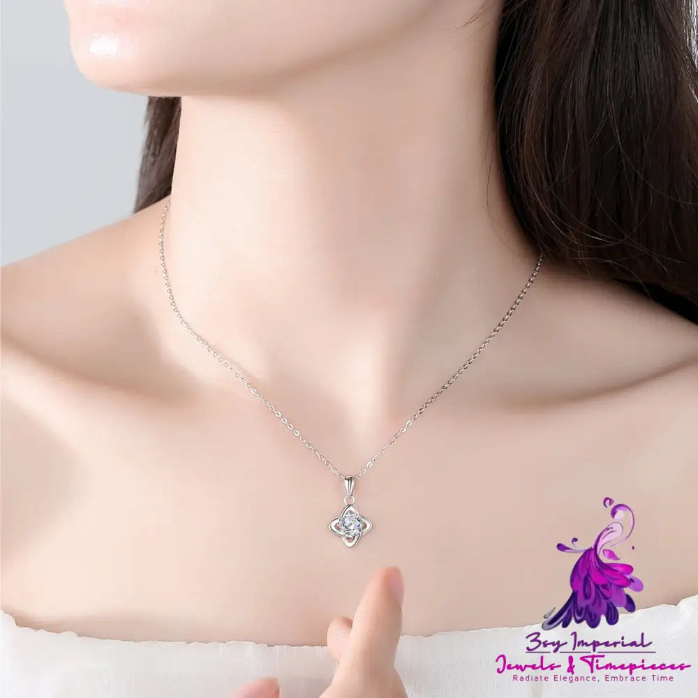 Simple Mosang Diamond Charm Pendant