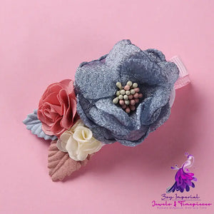 Three-dimensional Flower Pearl Hair Clip