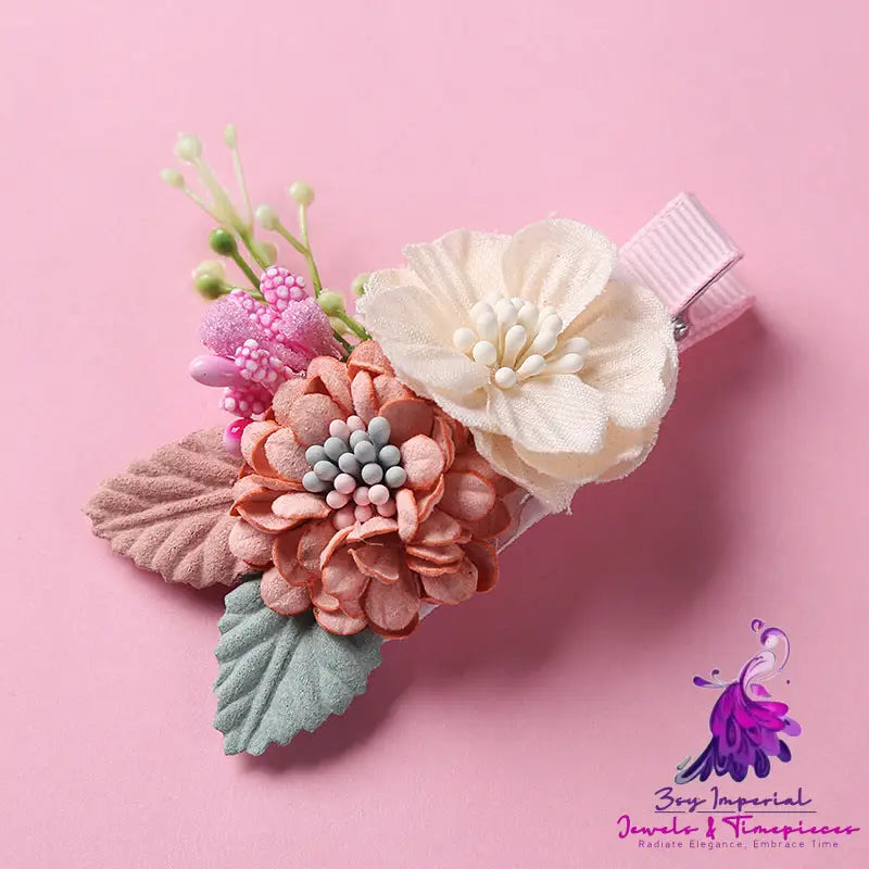 Three-dimensional Flower Pearl Hair Clip