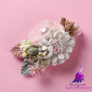 Three-dimensional Flower Pearl Hair Clip