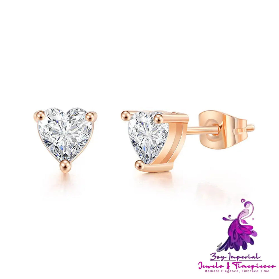 Classic Simple Romantic Three-claw Loving Heart Zircon Stud