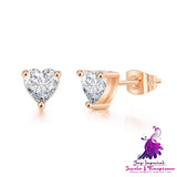 Classic Simple Romantic Three-claw Loving Heart Zircon Stud