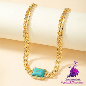 Retro Emerald Clavicle Chain