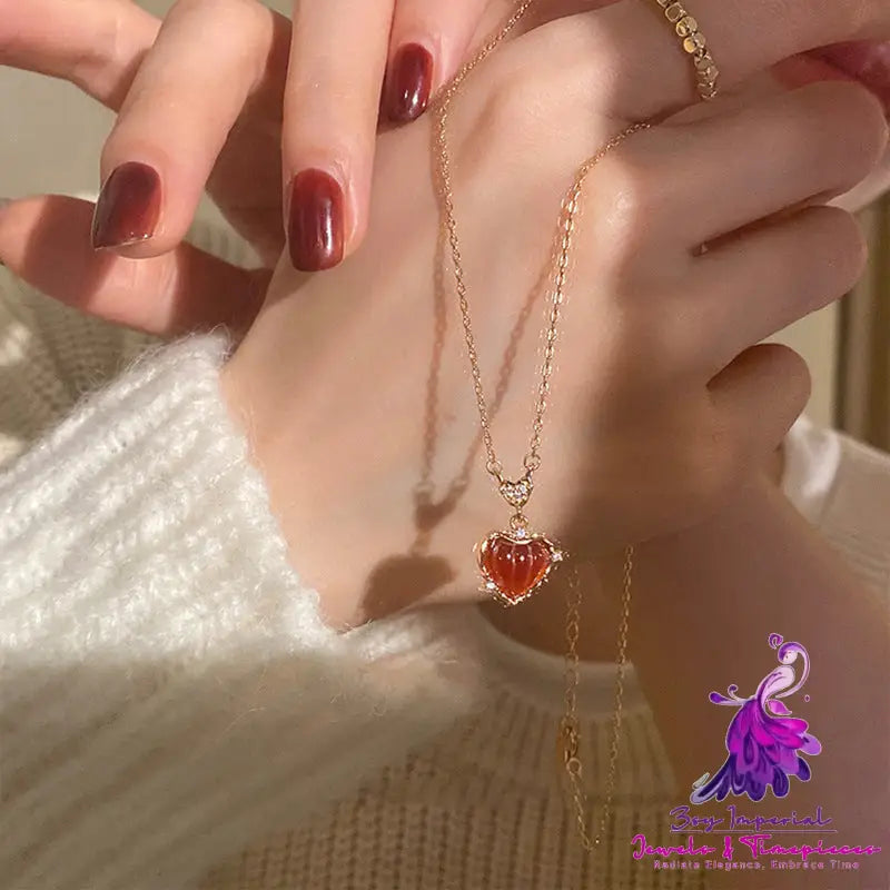 Retro Color Gold Red Agate Heart Necklace for Women