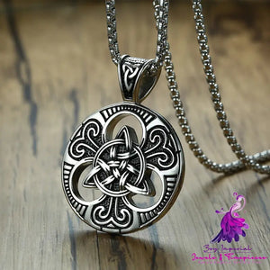 Retro Trendy Irish Knot Pendant Necklace