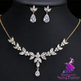 Cool Luxurious Pendant Necklace