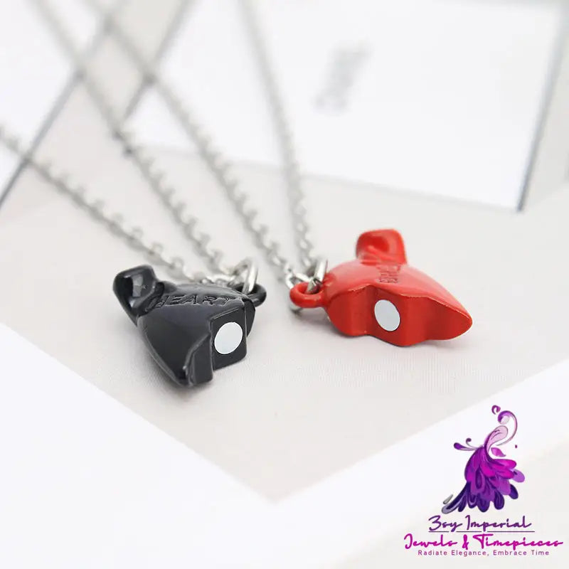 Holding Heart Magnet Pendant Couple Necklace For Love