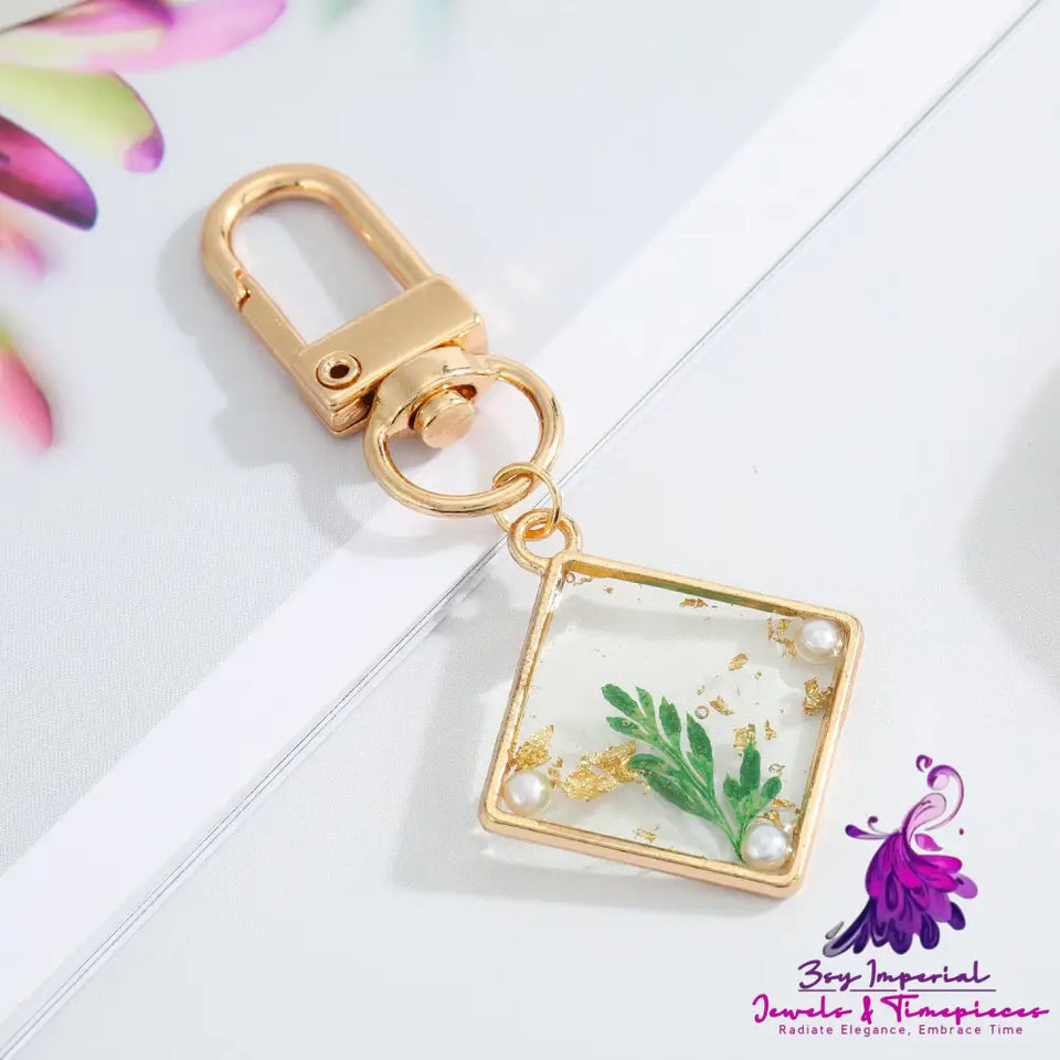 Dry Flower Keychain with Natural Pendant