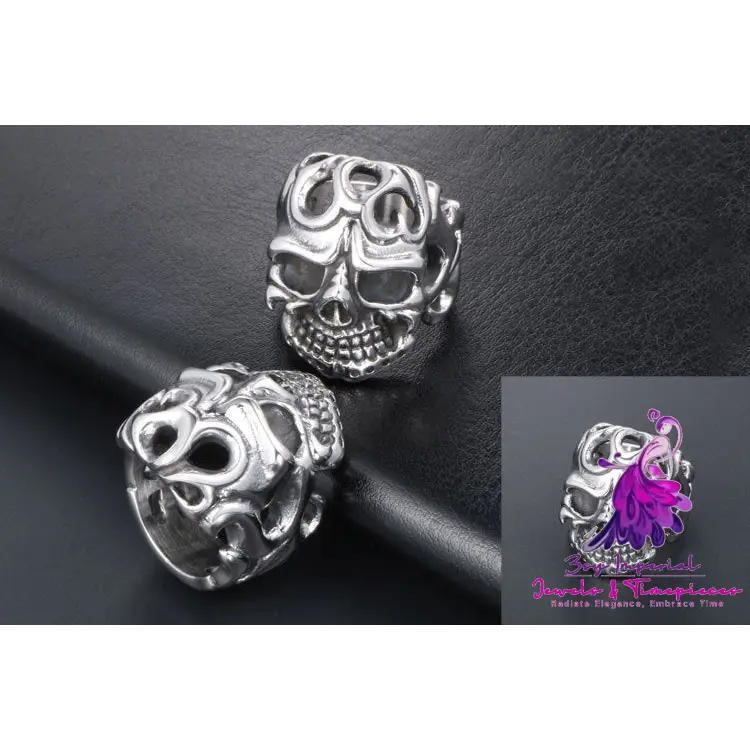 Retro Skull Vampire Ring