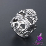 Retro Skull Vampire Ring