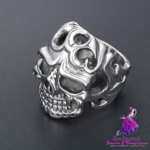 Retro Skull Vampire Ring