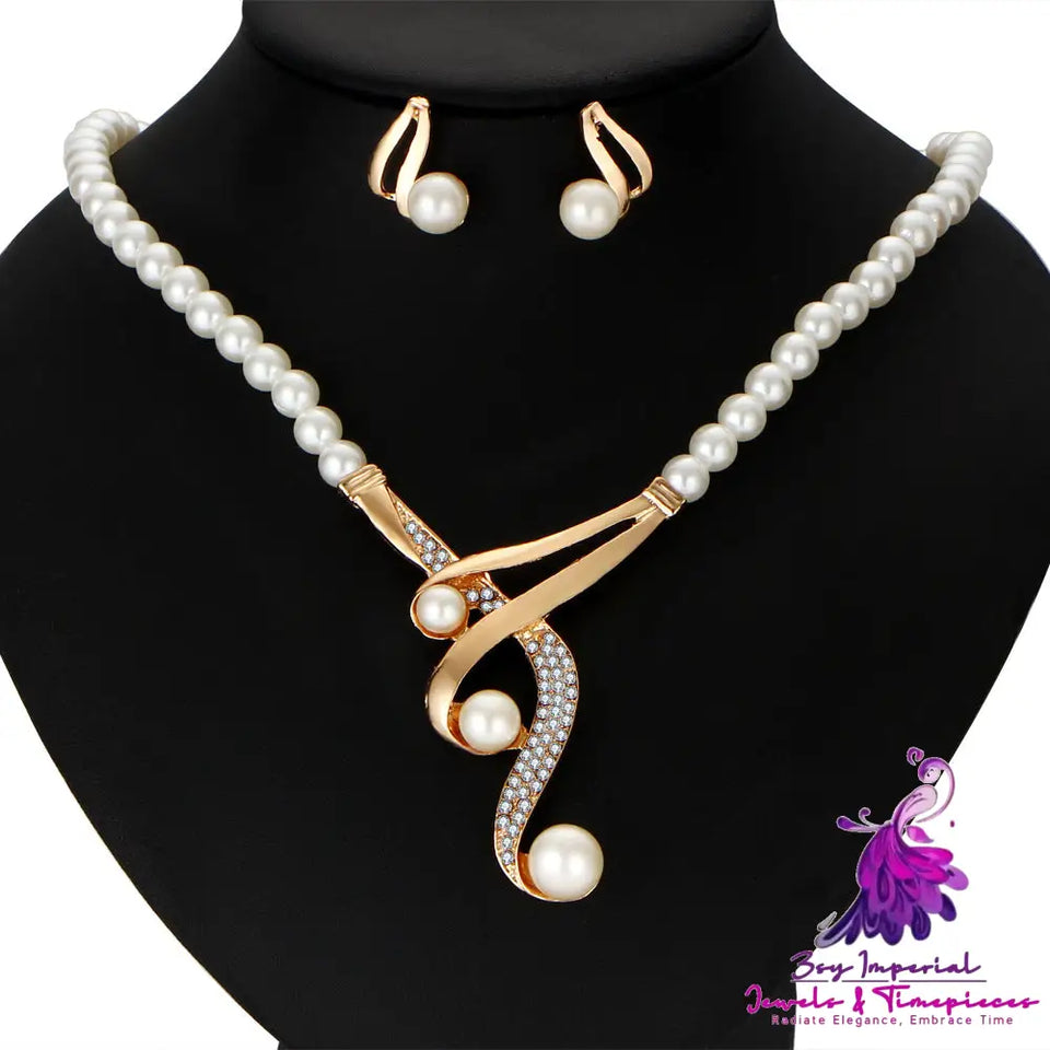 Personality Pearl Clavicle Necklace Set