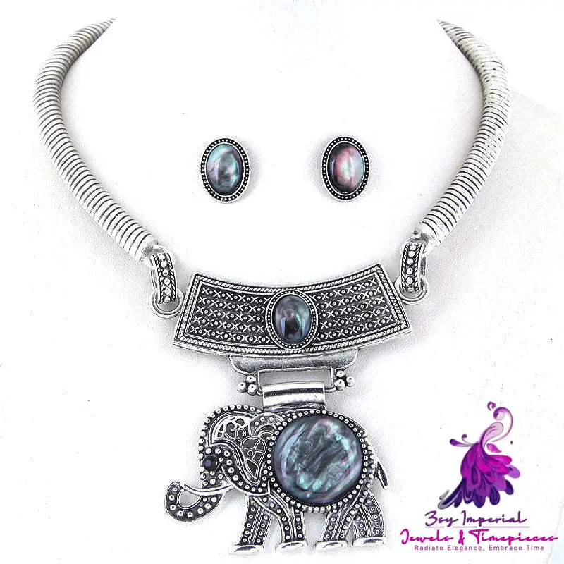 Metal Simple And Cute Elephant Collar Necklace Earring Set