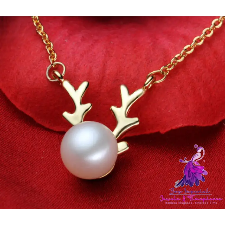 Small Elk Pearl Pendant