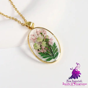 Resin Dried Flower Necklace