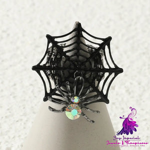 Exaggerated Spider Skull Earrings