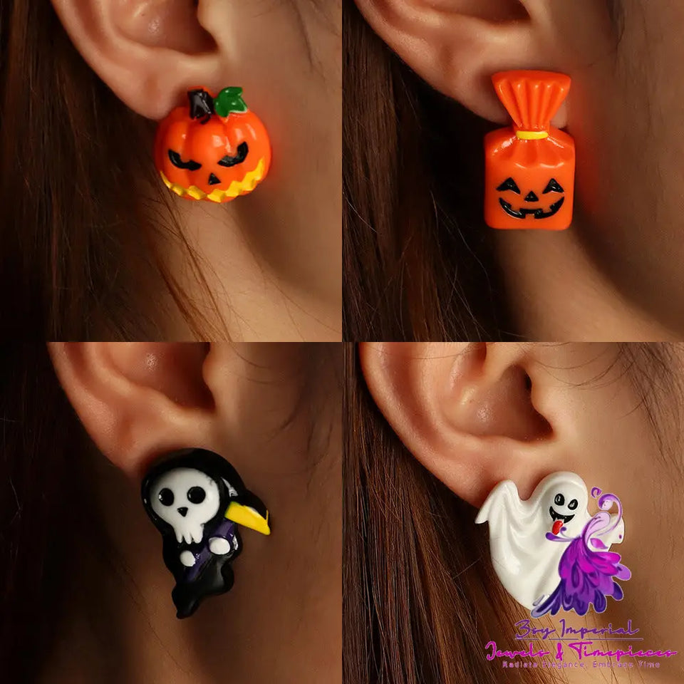 Ghost Face Pumpkin Stud Earrings