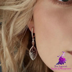 Retro Hollow Women’s Earrings Accessories