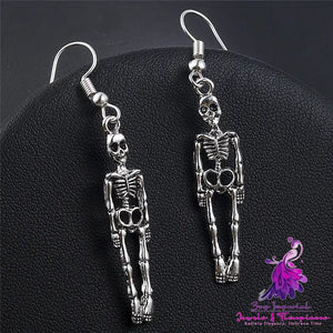 Retro Skull Pendant Earrings