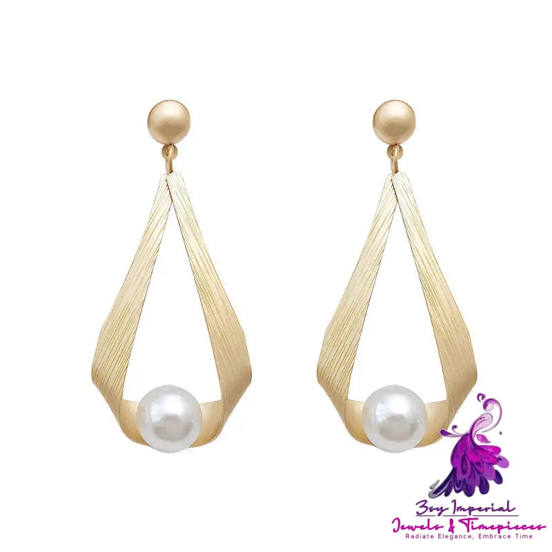 New Simple Pearl Personalized And Temperamental Long Style