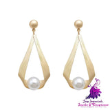 New Simple Pearl Personalized And Temperamental Long Style