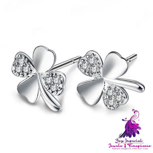 Lucky Clover Love Stud Earrings