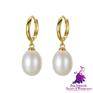 Fashionable Natural Pearl Earrings