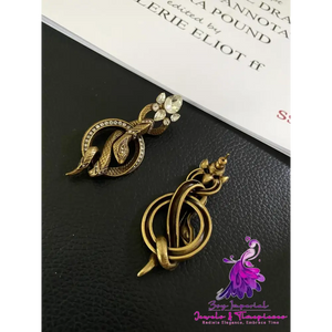 Retro Exaggerated Snake Earrings