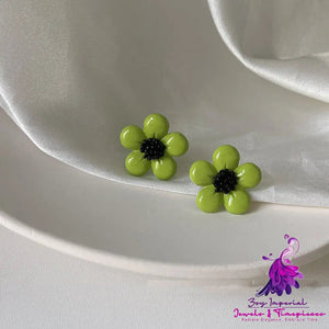 Women’s Fashion Simple Silver Needle Avocado Green Stud