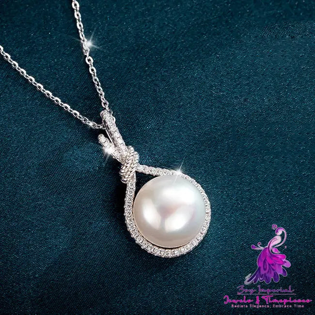 Elegant Natural Shell Pearls White Pearl Pendant Necklace