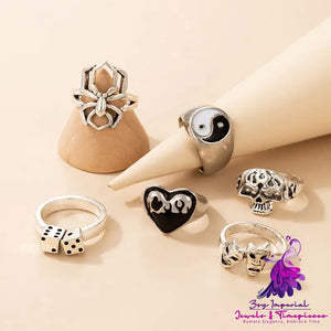 Exaggerated Heart Skull Ring