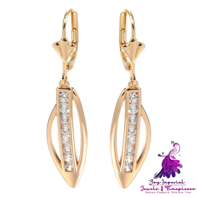 Exquisite Leaves Zirconia Earrings