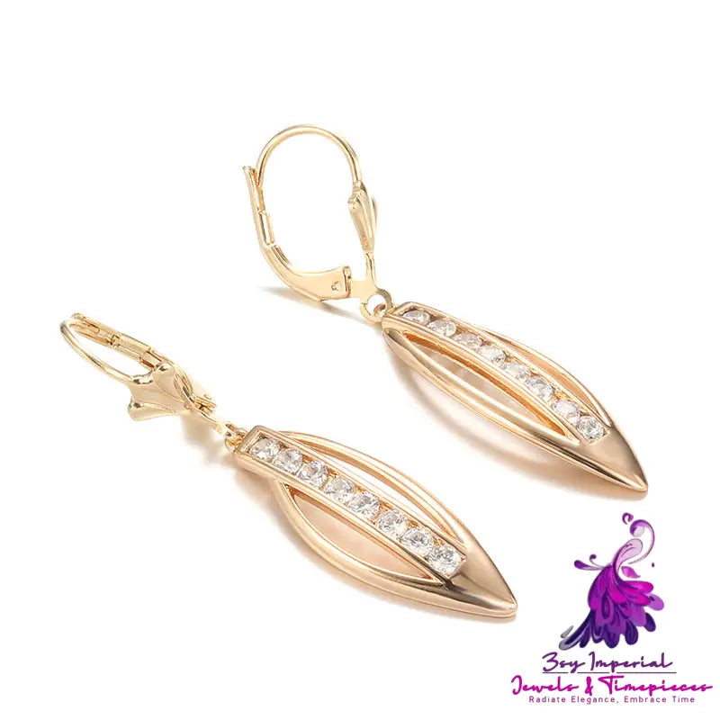 Exquisite Leaves Zirconia Earrings